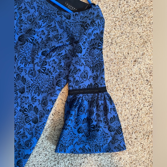 Laundry by Shelli Segal Floral Bell Sleeve Stretch Jacquard Knit Dress 12 - Picture 6 of 9